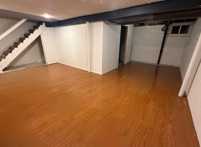 89 W Bruceton Road, Pittsburgh, PA 15236