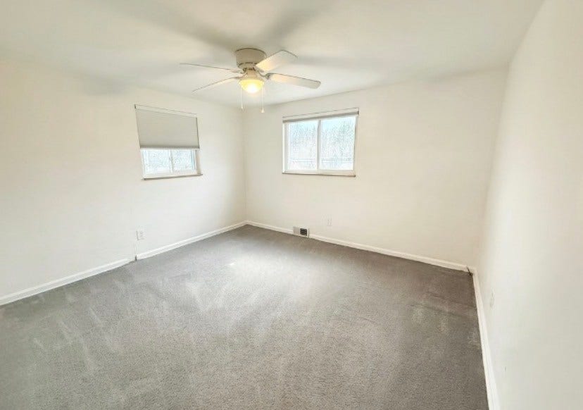 89 W Bruceton Road, Pittsburgh, PA 15236