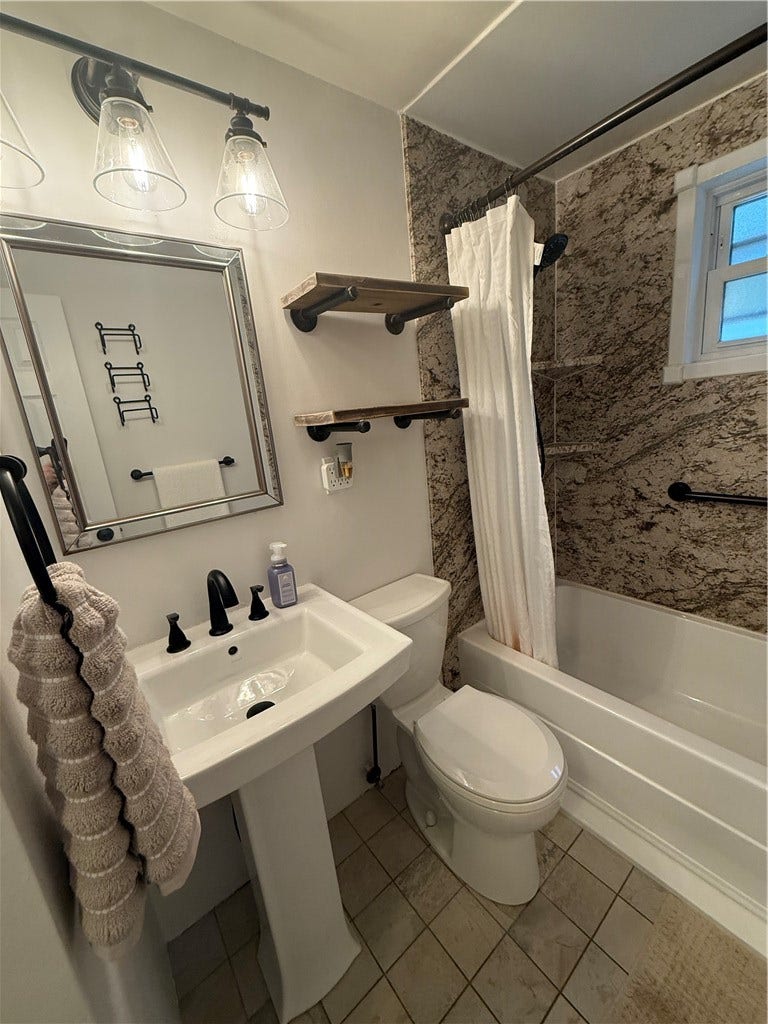 89 W Bruceton Road, Pittsburgh, PA 15236