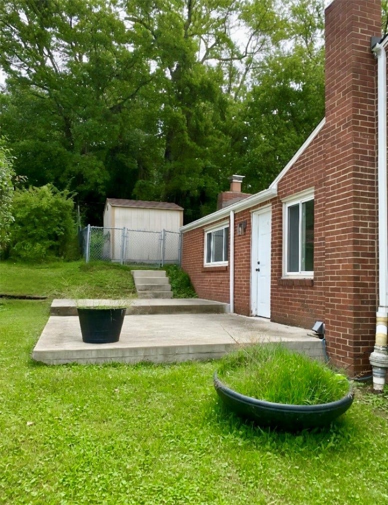 Side Patio