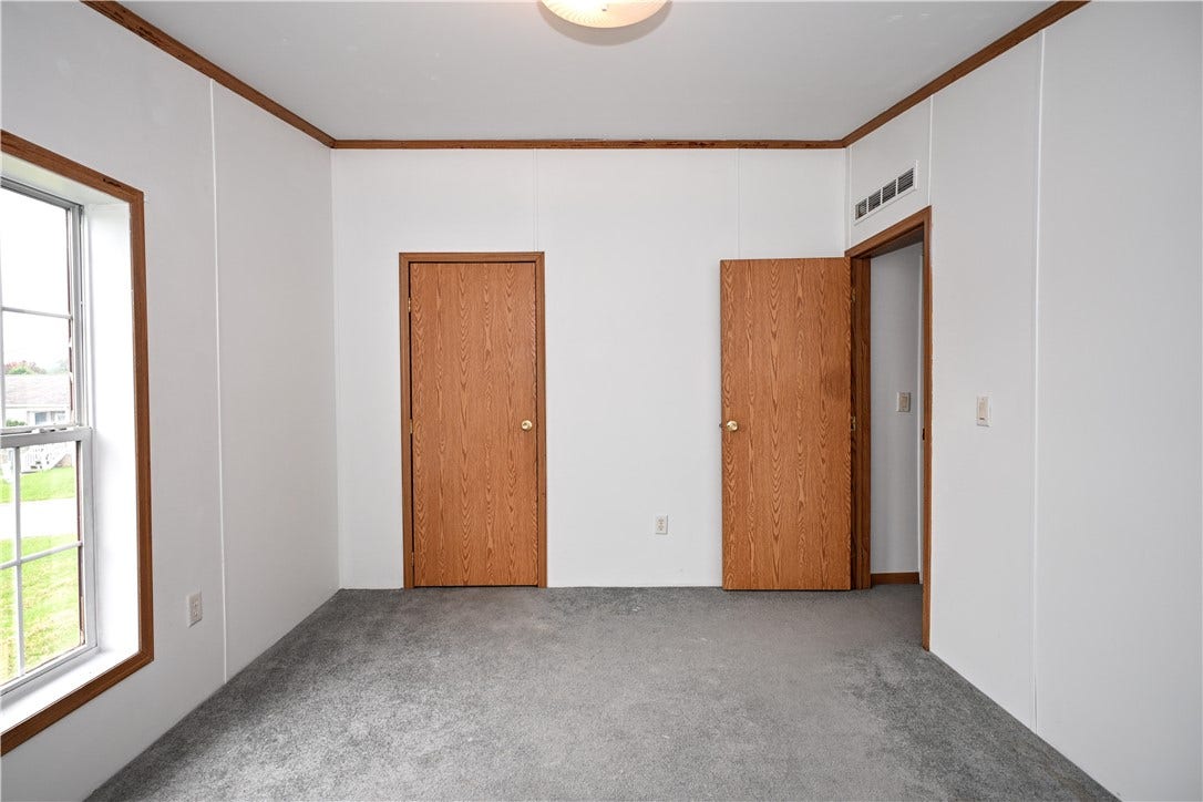 1039 Golden Circle, Elizabeth, PA 15037