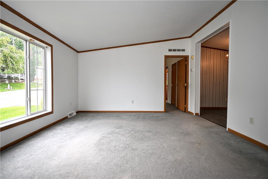 1039 Golden Circle, Elizabeth, PA 15037