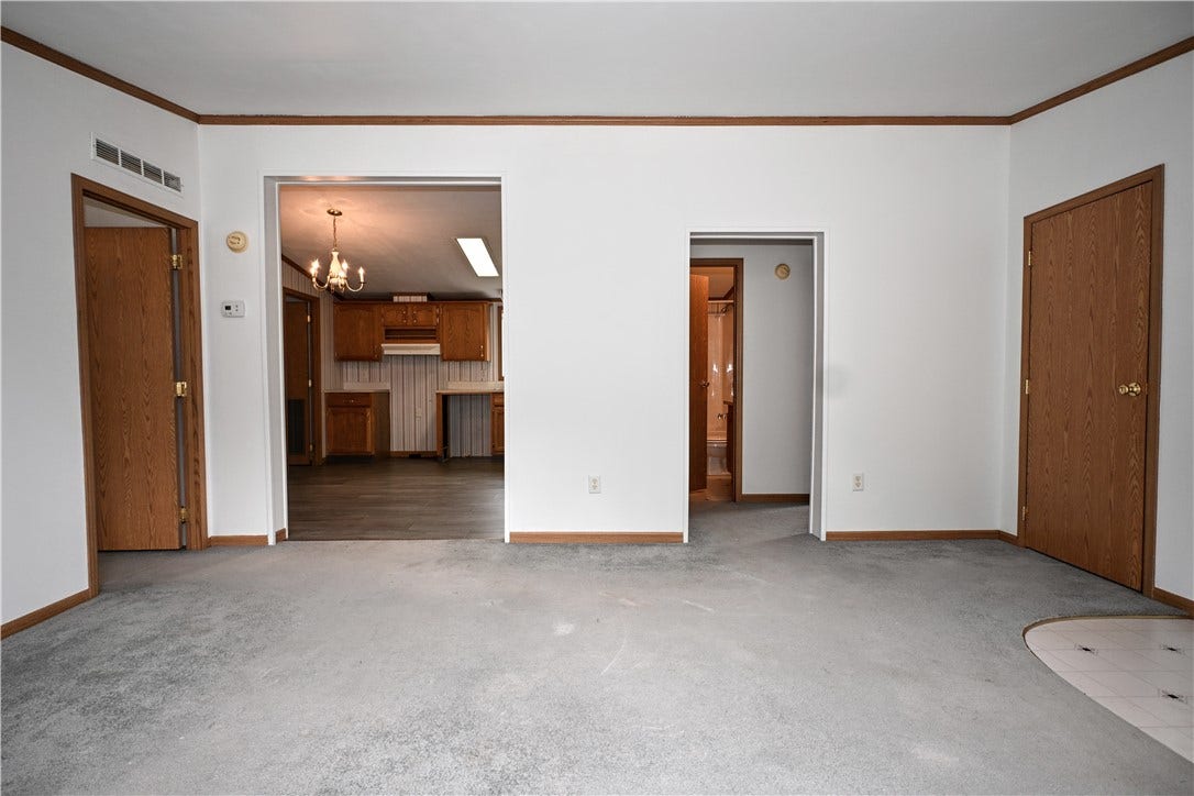 1039 Golden Circle, Elizabeth, PA 15037