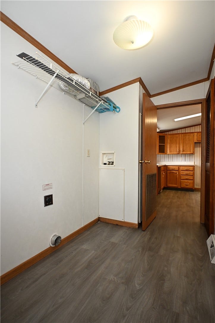 1039 Golden Circle, Elizabeth, PA 15037