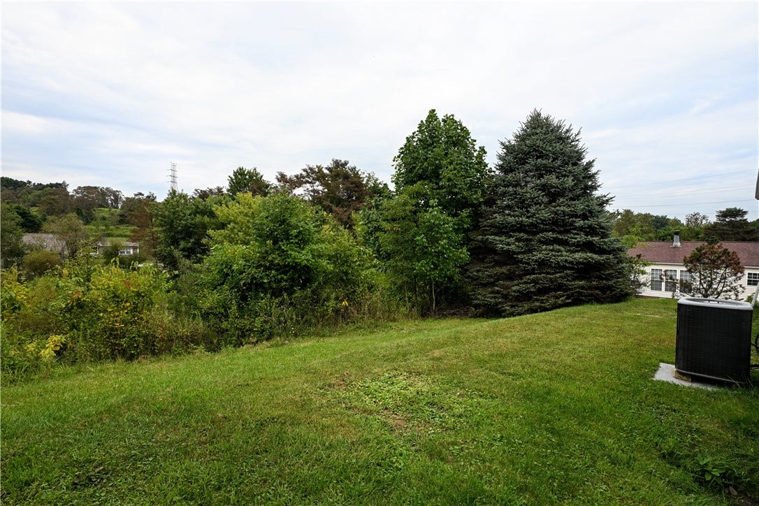 1039 Golden Circle, Elizabeth, PA 15037