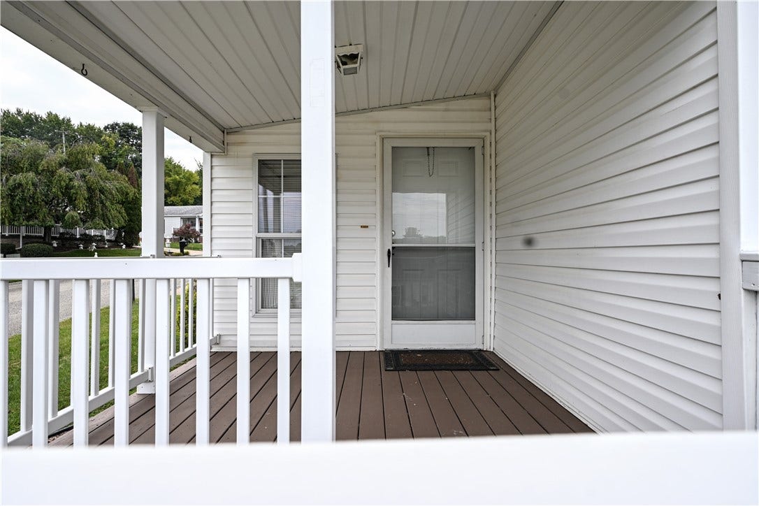 1039 Golden Circle, Elizabeth, PA 15037