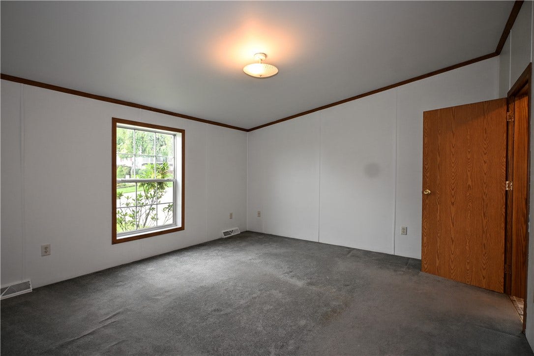1039 Golden Circle, Elizabeth, PA 15037