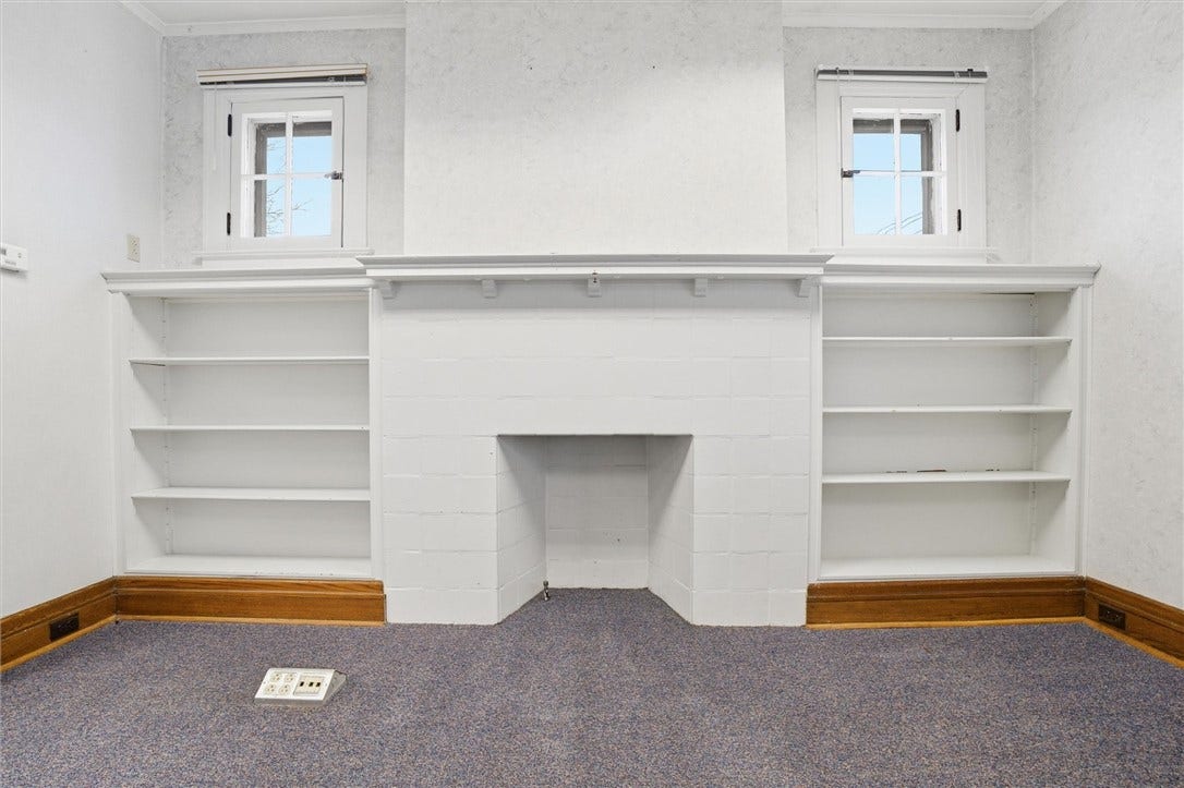 313 Morgantown St, Uniontown, PA 15401