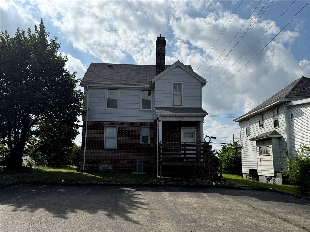 313 Morgantown St, Uniontown, PA 15401