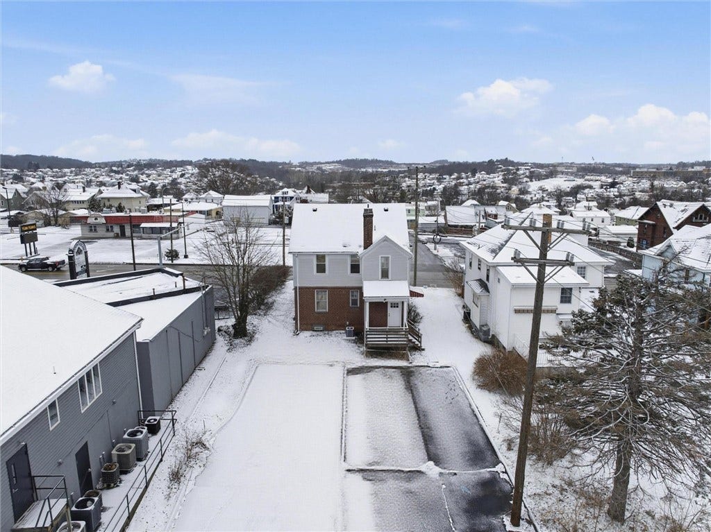 313 Morgantown St, Uniontown, PA 15401