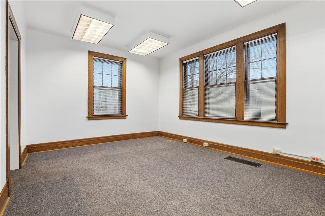 313 Morgantown St, Uniontown, PA 15401