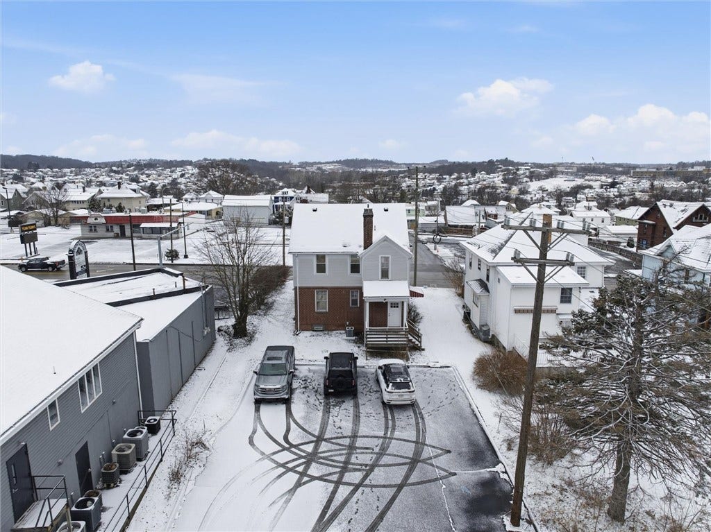 313 Morgantown St, Uniontown, PA 15401
