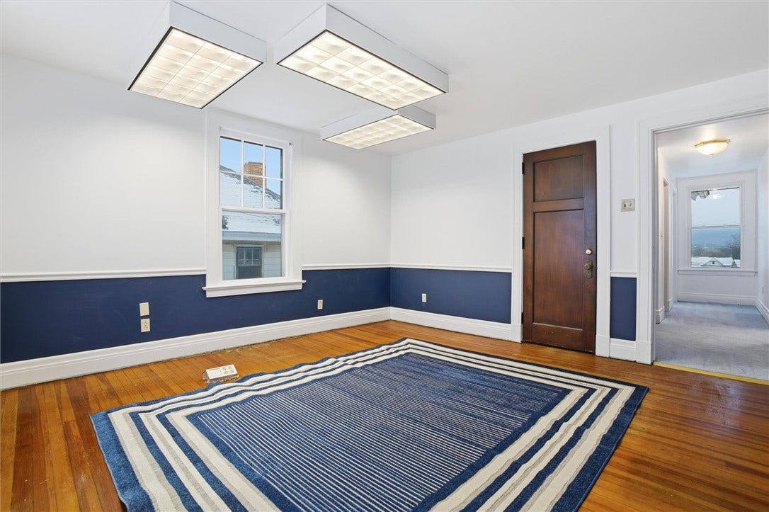 313 Morgantown St, Uniontown, PA 15401