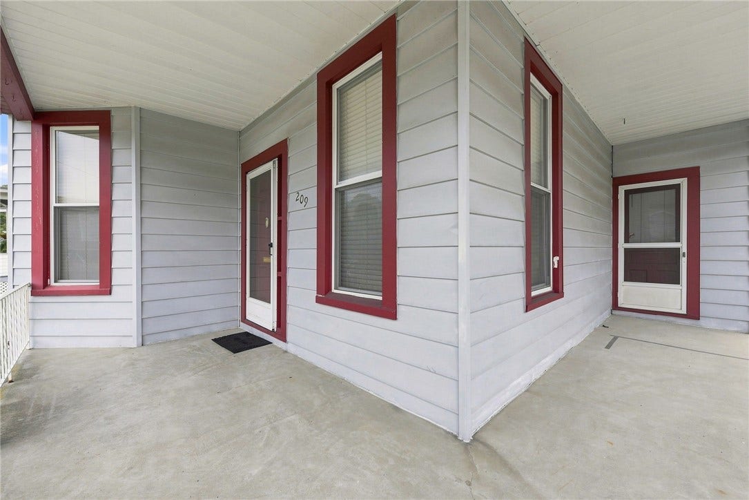 209 S 5TH STREET, West Newton, PA 15089