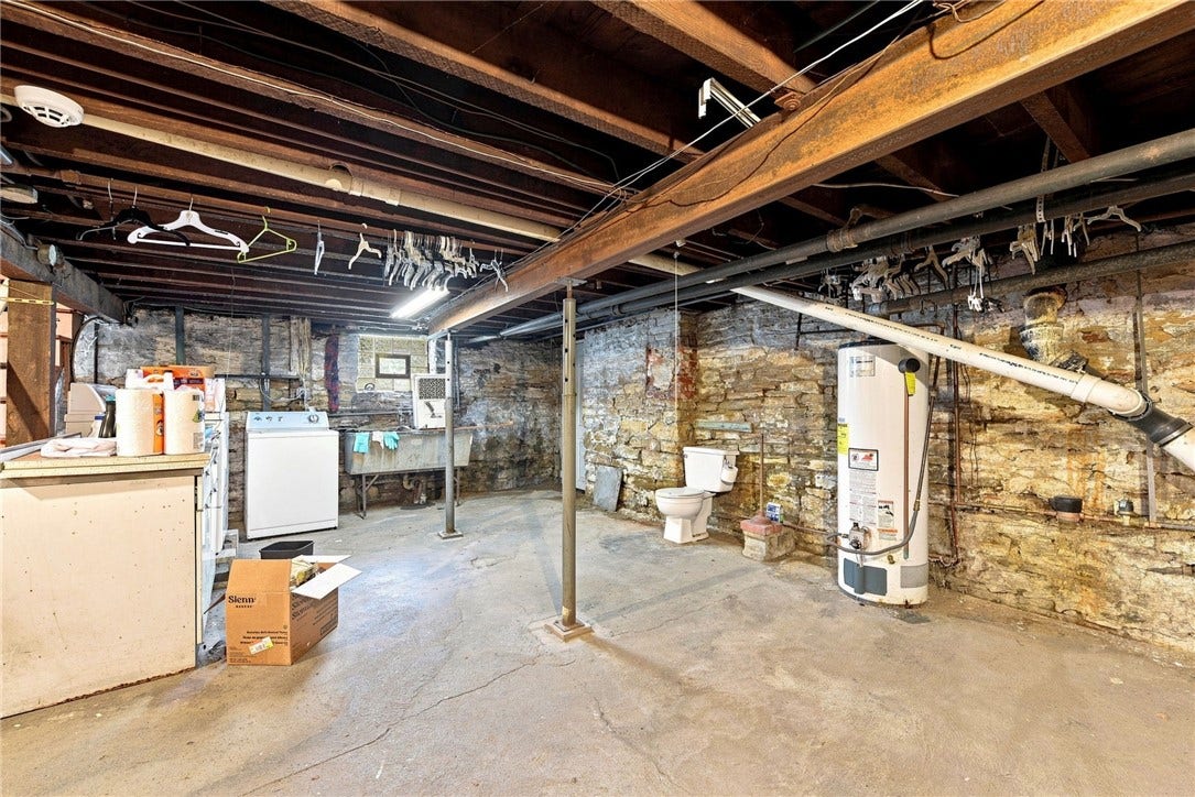 209 S 5TH STREET, West Newton, PA 15089