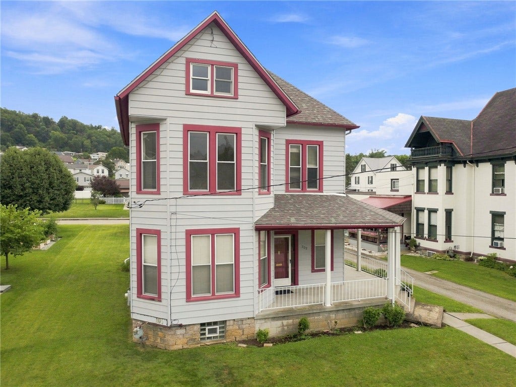 209 S 5TH STREET, West Newton, PA 15089