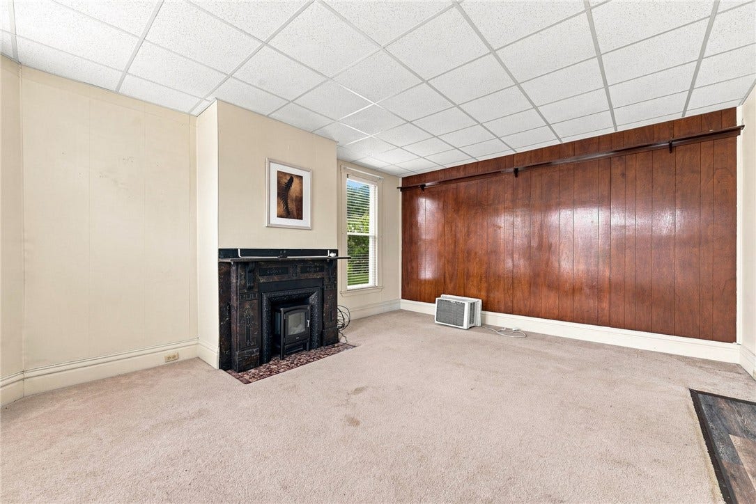 209 S 5TH STREET, West Newton, PA 15089