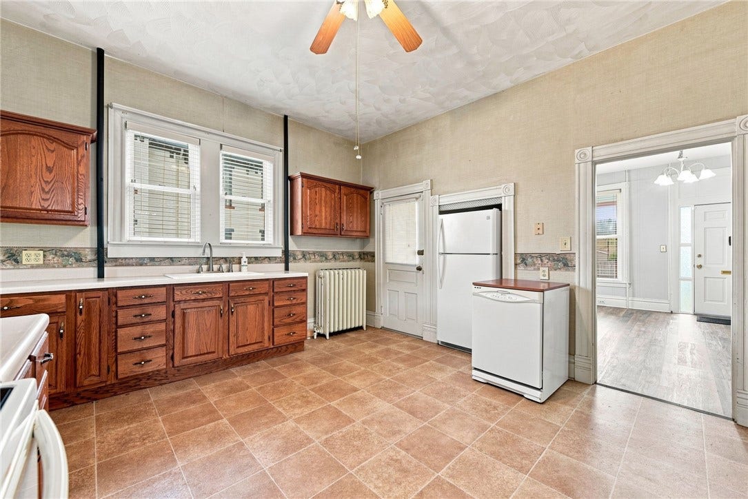 209 S 5TH STREET, West Newton, PA 15089