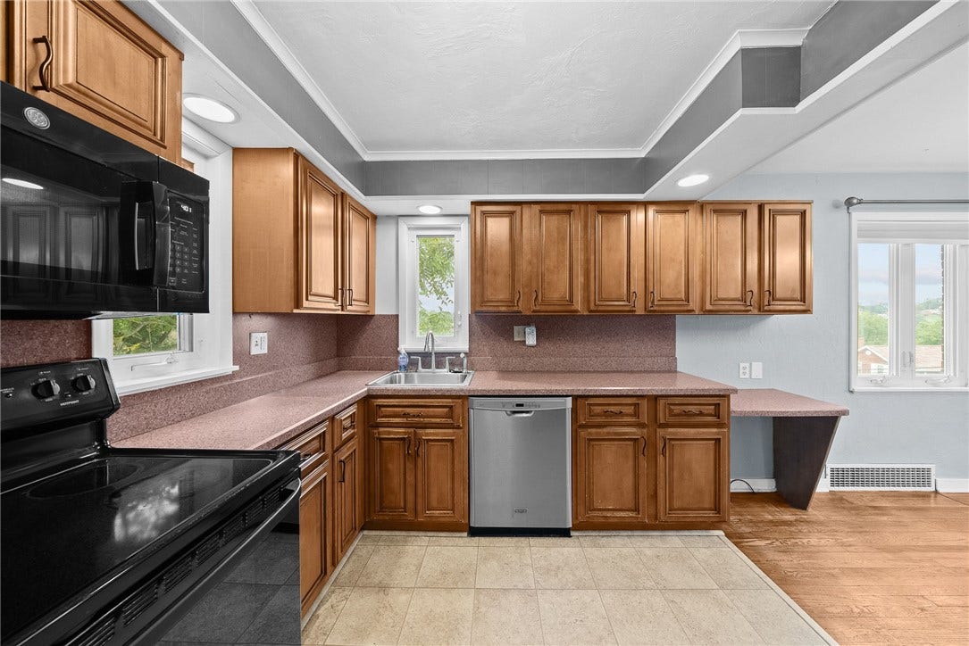 4330 Overhill St, Bethel Park, PA 15102
