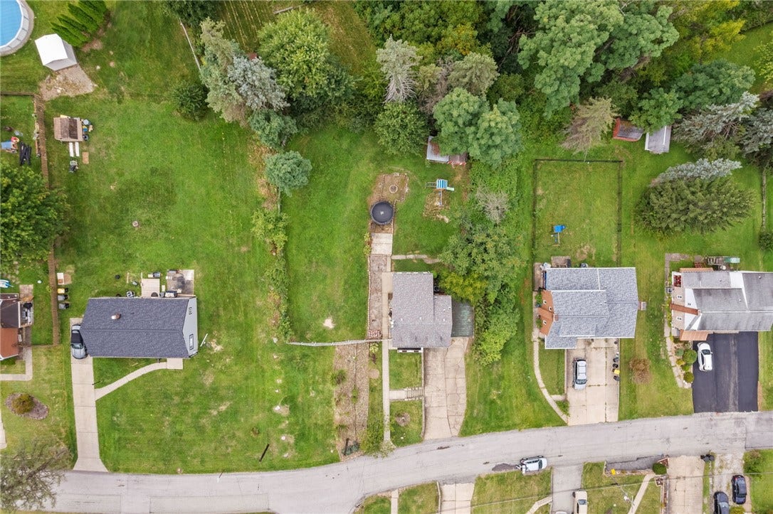 4330 Overhill St, Bethel Park, PA 15102
