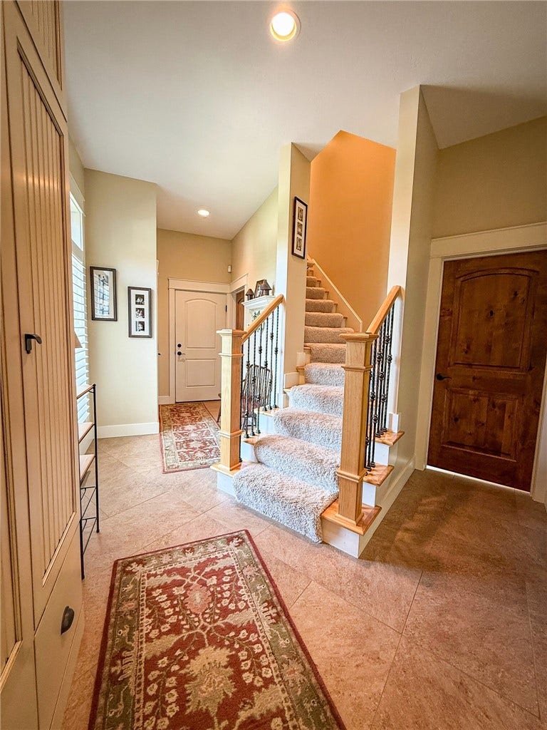 921 Three Degree Rd, Butler, PA 16002
