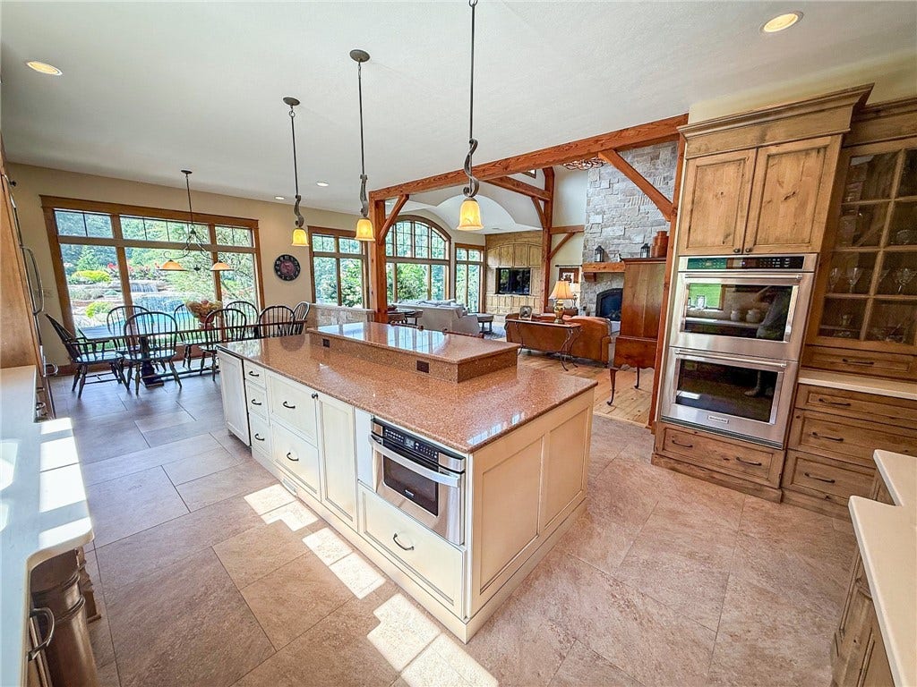 921 Three Degree Rd, Butler, PA 16002