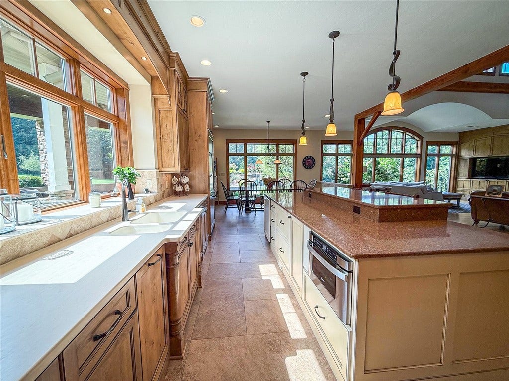 921 Three Degree Rd, Butler, PA 16002