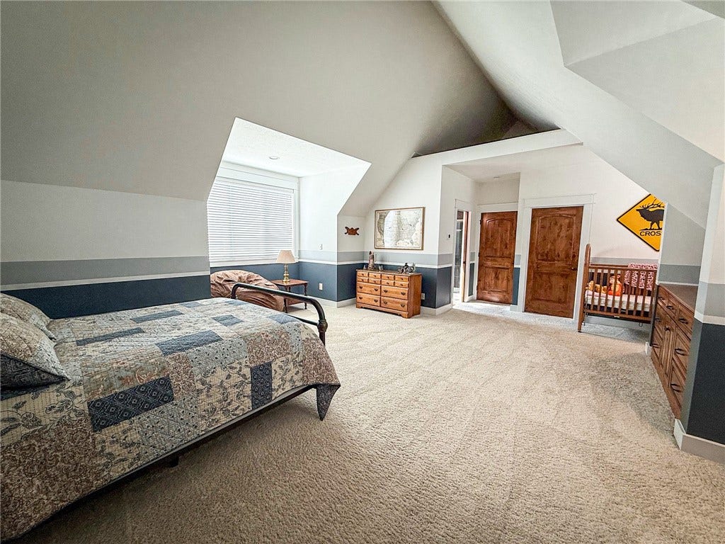 921 Three Degree Rd, Butler, PA 16002