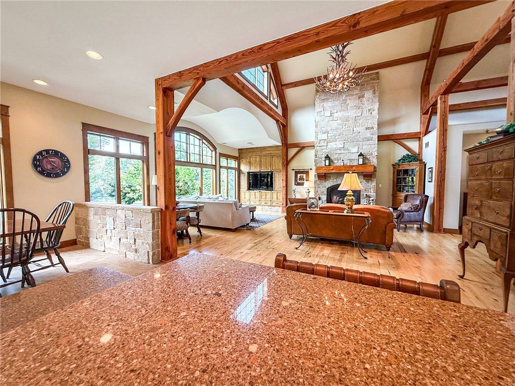 921 Three Degree Rd, Butler, PA 16002