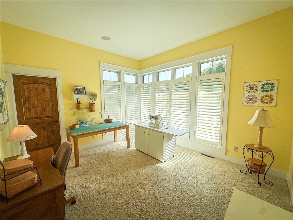 921 Three Degree Rd, Butler, PA 16002