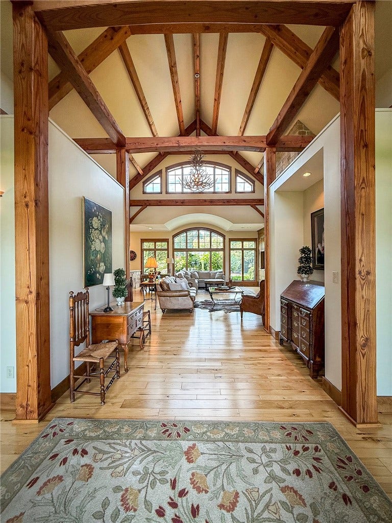 921 Three Degree Rd, Butler, PA 16002