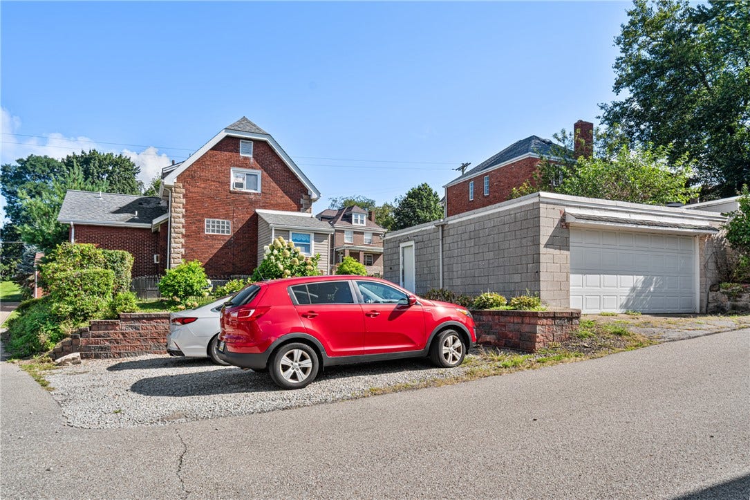 3000 Vernon Ave, Pittsburgh, PA 15227 3000 Vernon Ave, Pittsburgh, PA 15227