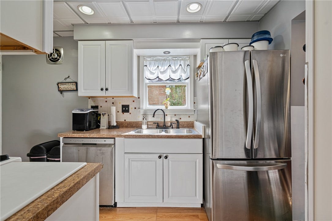 3000 Vernon Ave, Pittsburgh, PA 15227 3000 Vernon Ave, Pittsburgh, PA 15227