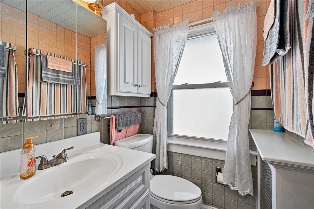3000 Vernon Ave, Pittsburgh, PA 15227 3000 Vernon Ave, Pittsburgh, PA 15227