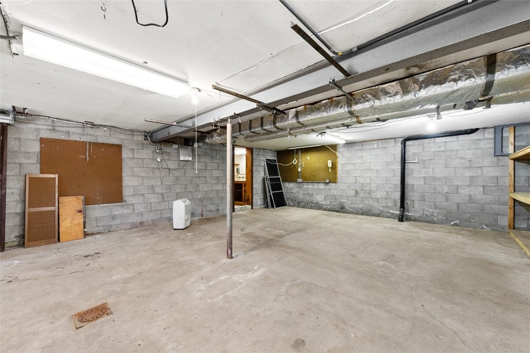 502 Saint Thomas Drive, Greensburg, PA 15601