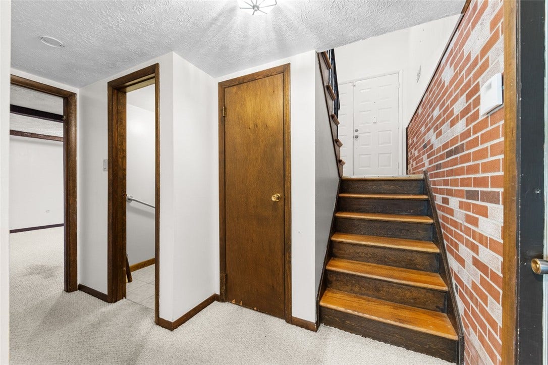 502 Saint Thomas Drive, Greensburg, PA 15601