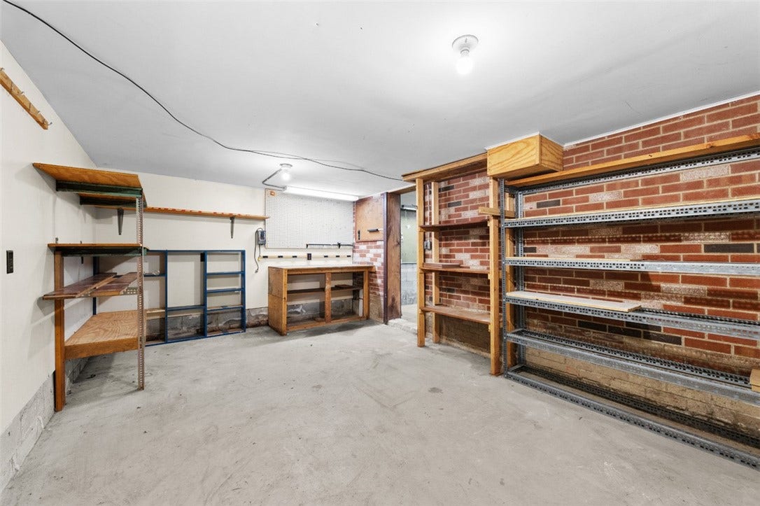 502 Saint Thomas Drive, Greensburg, PA 15601