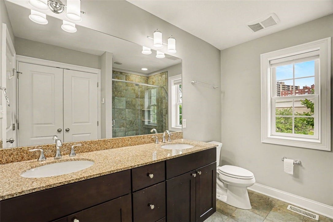 5516 Claybourne St, Pittsburgh, PA 15232 5516 Claybourne St, Pittsburgh, PA 15232