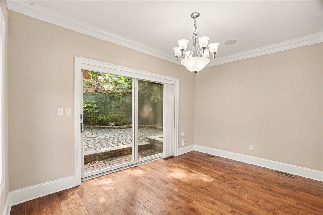 5516 Claybourne St, Pittsburgh, PA 15232 5516 Claybourne St, Pittsburgh, PA 15232