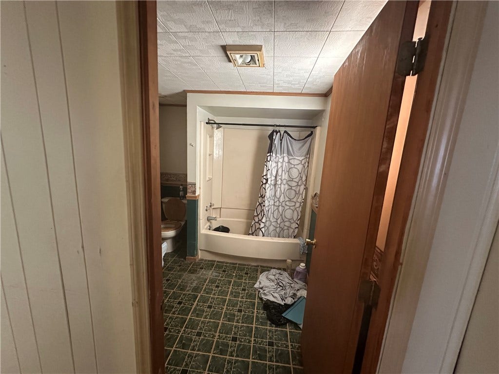 426 High St, Brownsville, PA 15417
