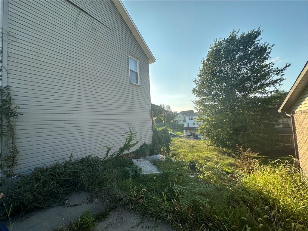 426 High St, Brownsville, PA 15417