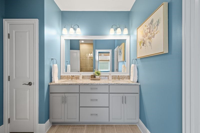 Dual vanity.