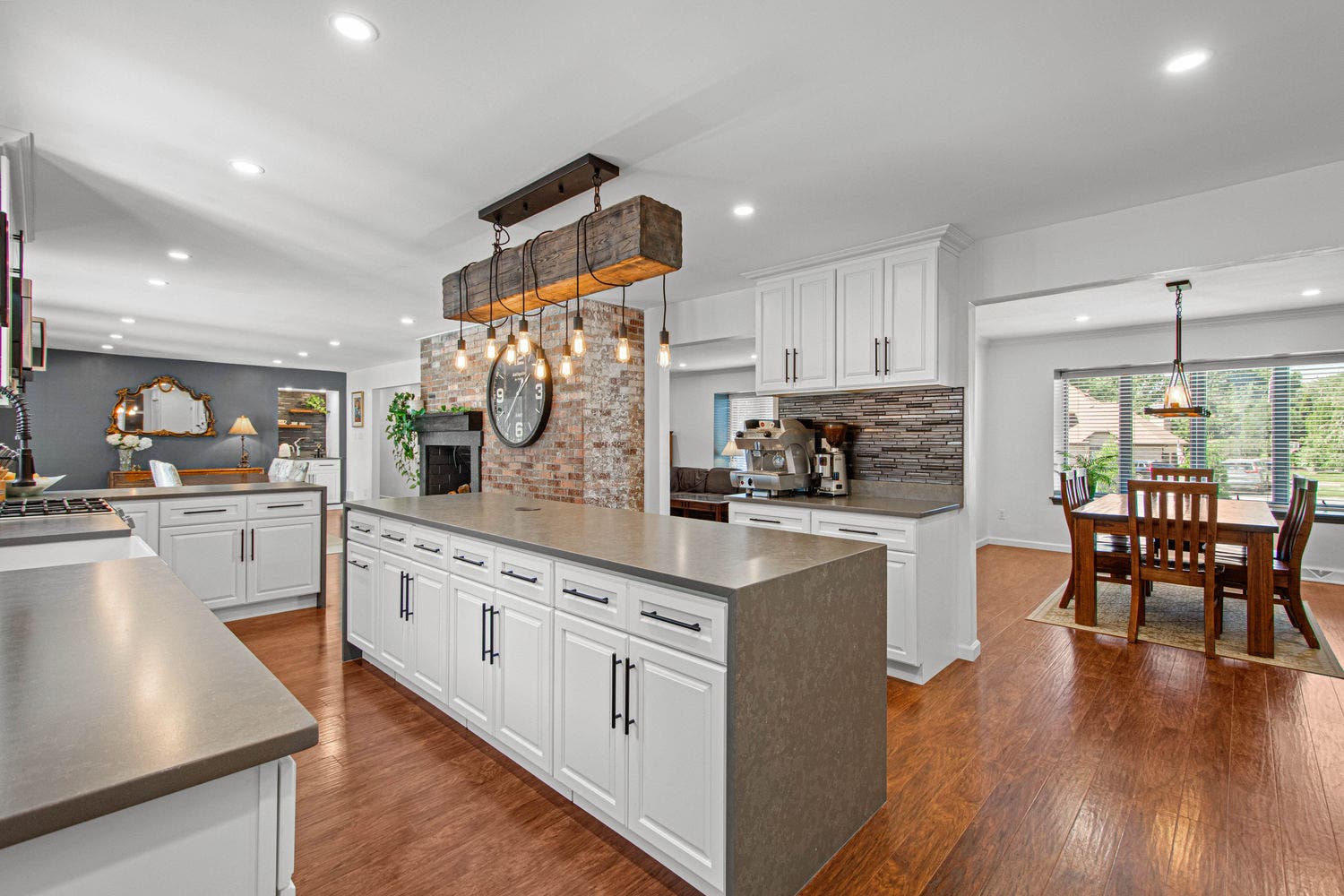 113 Oakwood Road, McMurray, PA 15317