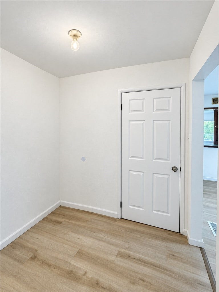 410 Cowan Dr, Elizabeth, PA 15037