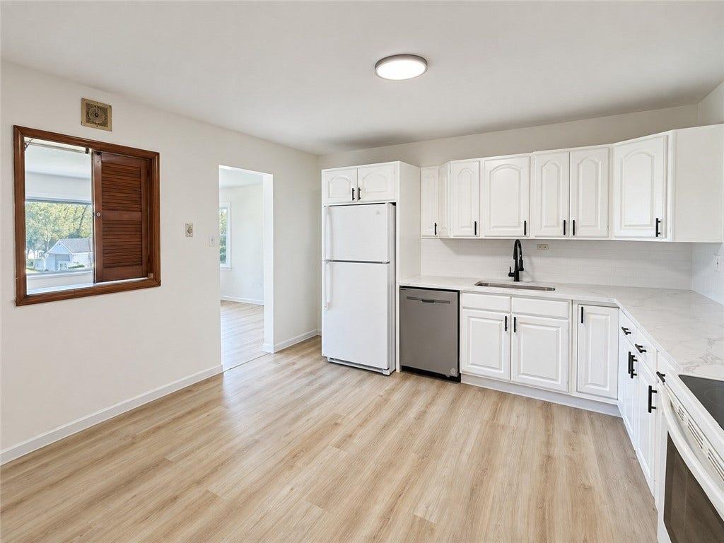 410 Cowan Dr, Elizabeth, PA 15037