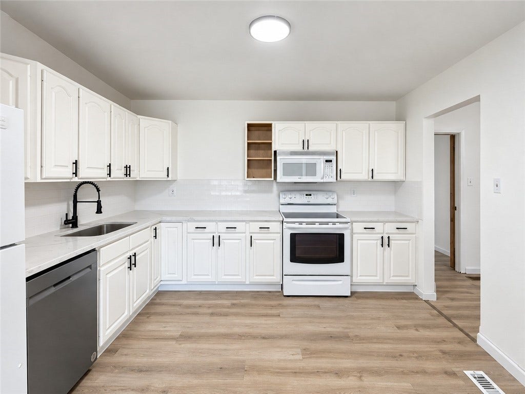 410 Cowan Dr, Elizabeth, PA 15037