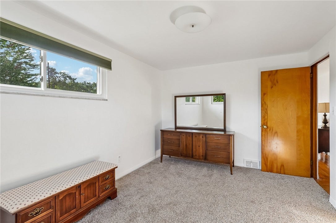 5391 California Ave, Bethel Park, PA 15102
