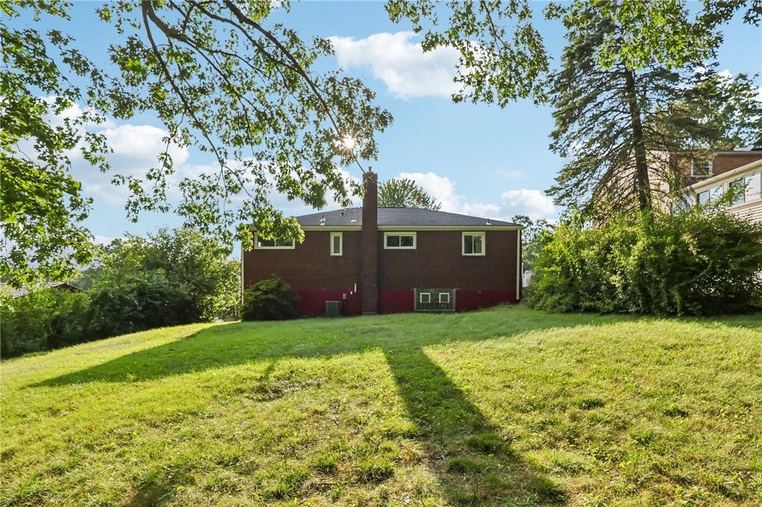 5391 California Ave, Bethel Park, PA 15102