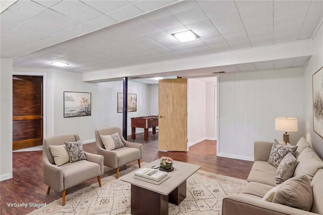 5391 California Ave, Bethel Park, PA 15102