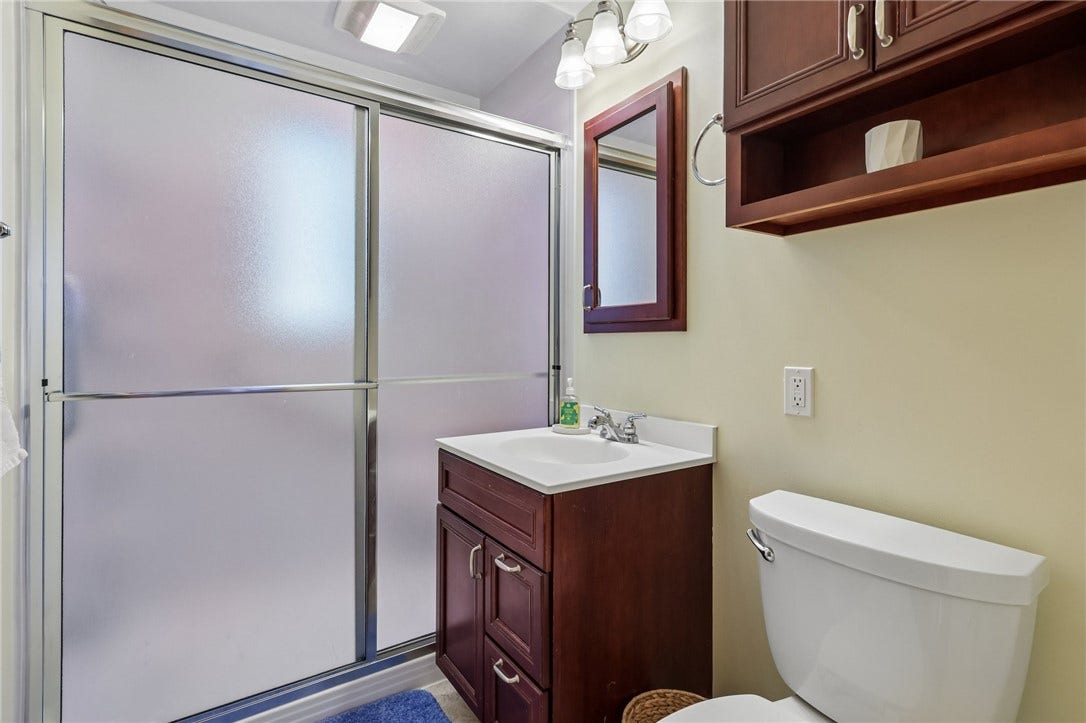 5391 California Ave, Bethel Park, PA 15102